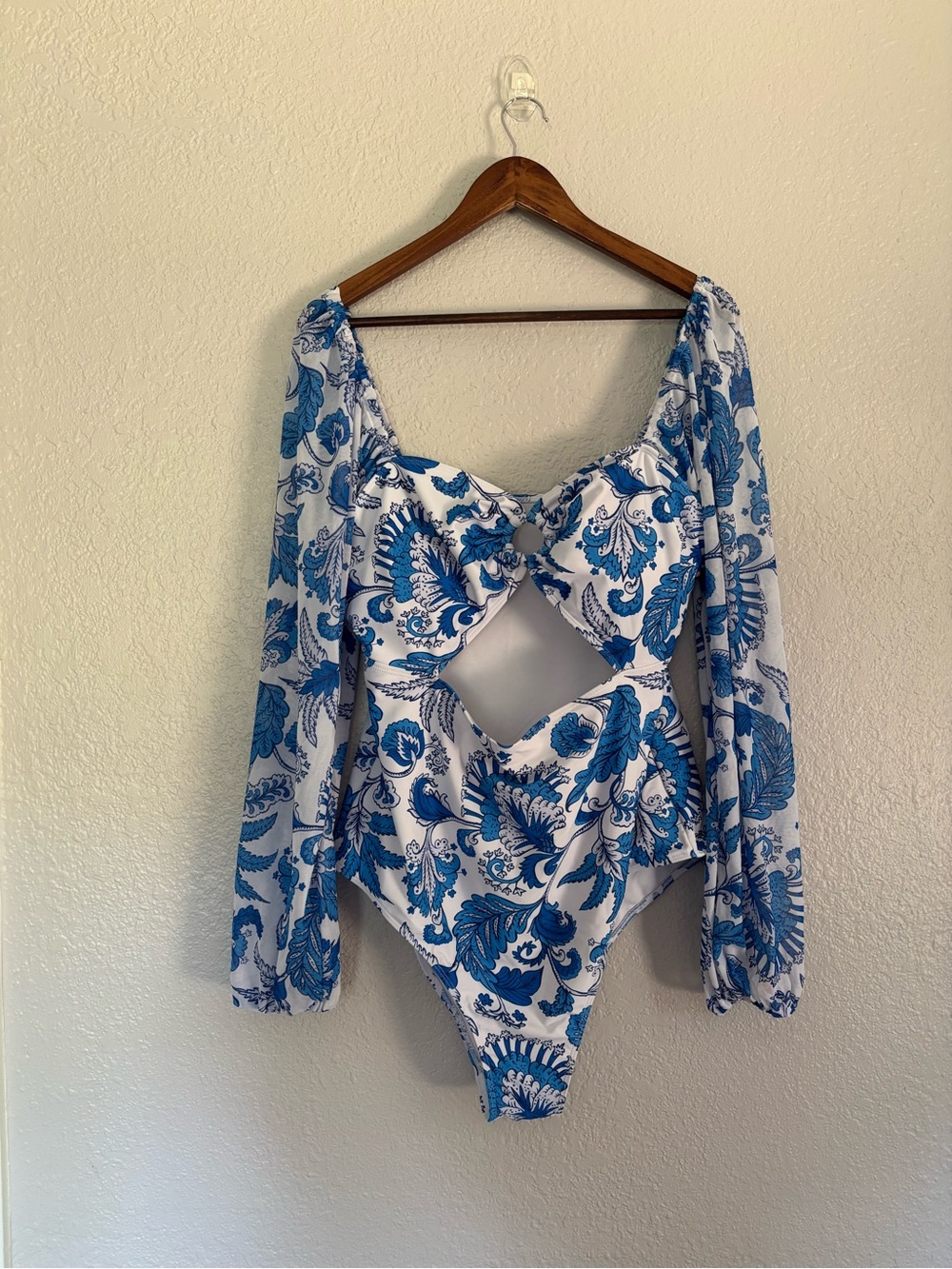 Shein Plus Size Blue Paisley Cutout One-Piece Swimsuit with Puff Mesh Sleeves